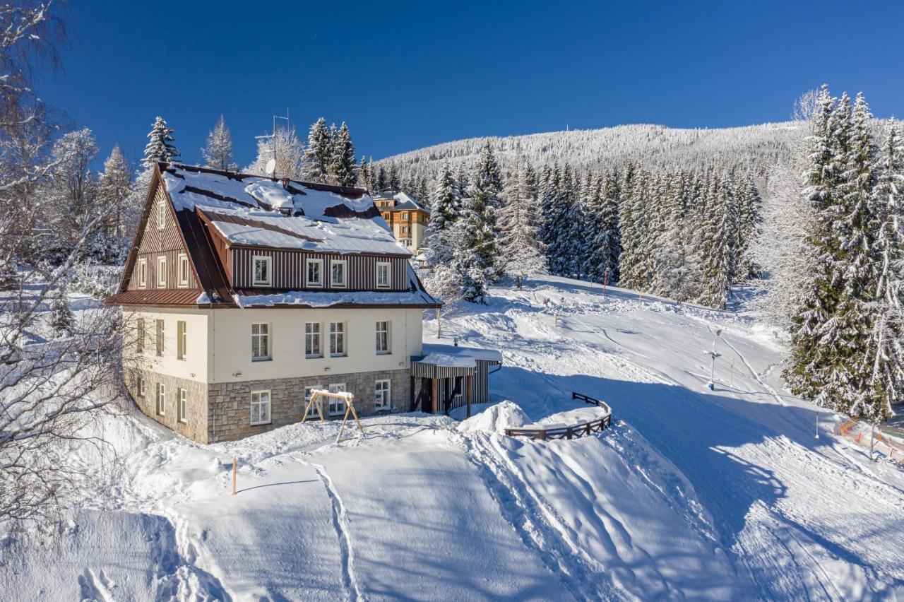 Minerva Otel Špindlerŭv Mlýn Dış mekan fotoğraf