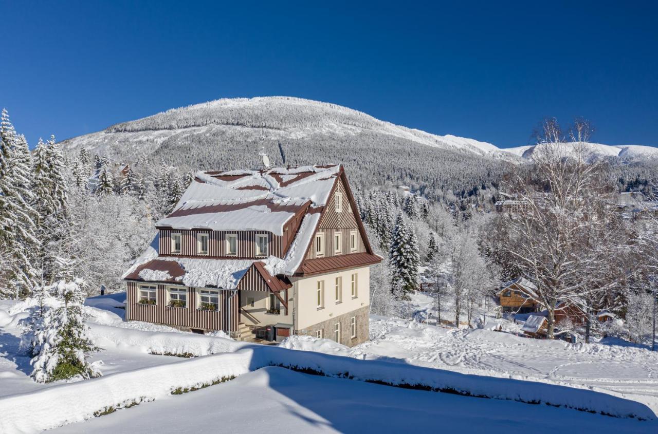 Minerva Otel Špindlerŭv Mlýn Dış mekan fotoğraf